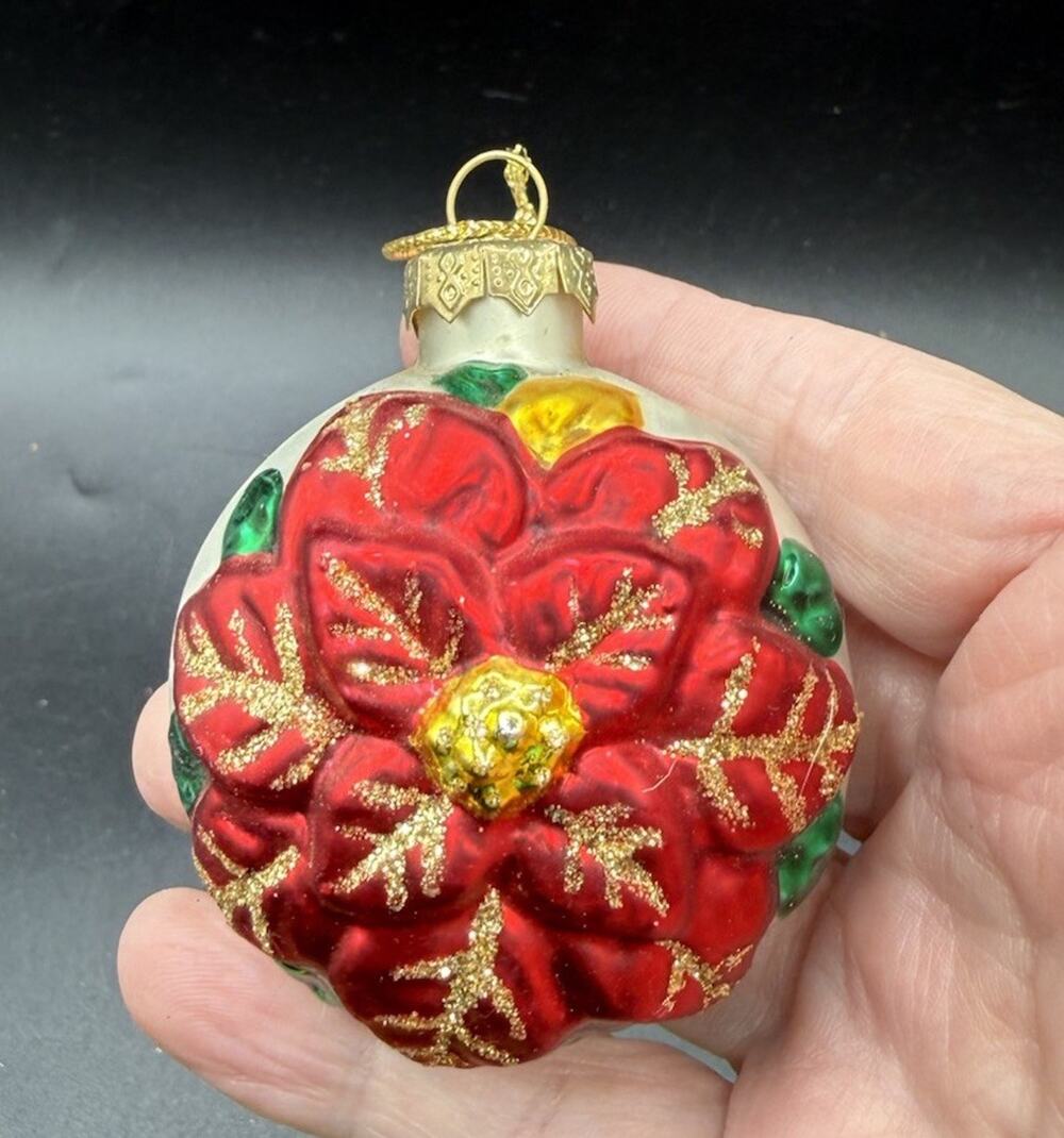 2000 Y2K Dillards Hand Painted Christmas Poinsettia Glass Ball Ornament -BG2